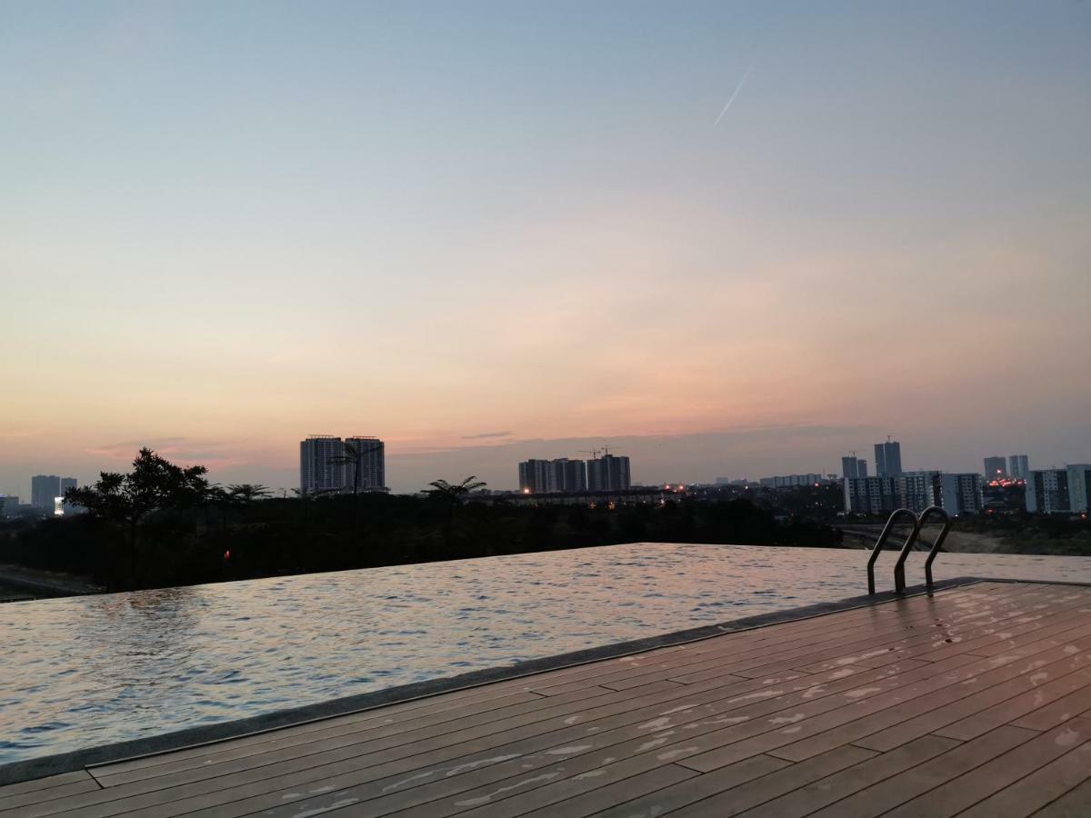Mid Valley Southkey Mosaic Cozy Suite At جوهر بهرو المظهر الخارجي الصورة